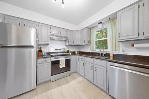 Kitchen - 2102 Opal Dr, Eagan, MN 55122 photo 2 of 3