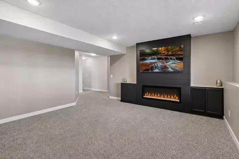 Living - 268 Tower Ave, Dundas, MN 55019 photo 2 of 3