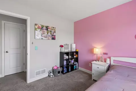 Bedroom - 268 Tower Ave, Dundas, MN 55019 photo 7 of 11