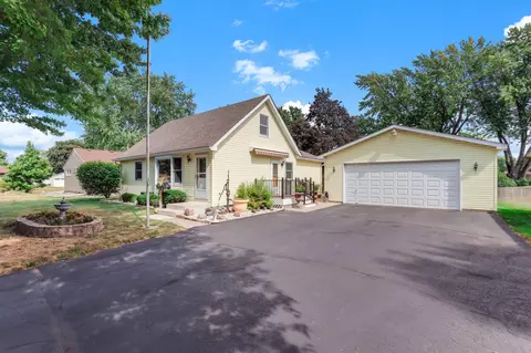 6920 Claude Ave, Inver Grove Heights, MN 55076