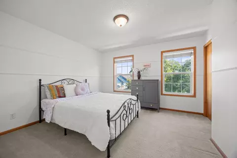 Bedroom - 2211 Saddlebrook Rd, Buffalo, MN 55313 photo 1 of 5
