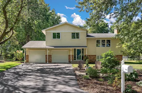 Exterior - 1419 Three Oaks Ave, Maple Plain, MN 55359 photo 2 of 9