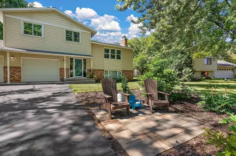 Exterior - 1419 Three Oaks Ave, Maple Plain, MN 55359 photo 7 of 9