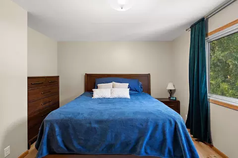 Bedroom - 1419 Three Oaks Ave, Maple Plain, MN 55359 photo 3 of 4