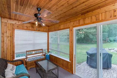 Exterior - 828 Lower Johnson Cir, Saint Peter, MN 56082 photo 3 of 11