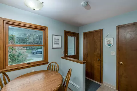 Entry Way - 828 Lower Johnson Cir, Saint Peter, MN 56082 photo 1 of 1