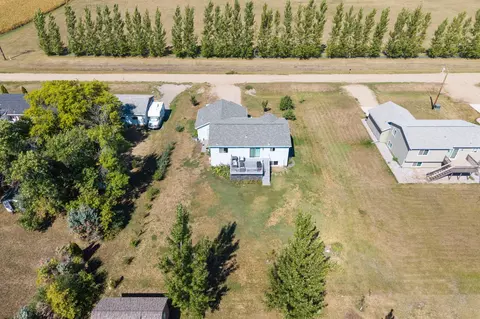 View/Area - 252 4th St, Gardner, ND 58036 photo 1 of 4