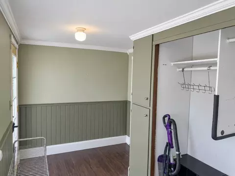 Entry Way - 506 Steele Ave, Hope, ND 58046 photo 5 of 5