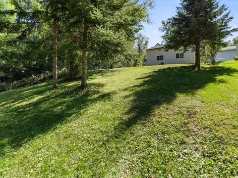 Exterior - 905 Bluff Ave, Brainerd, MN 56401 photo 11 of 12