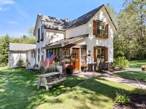 Exterior - 905 Bluff Ave, Brainerd, MN 56401 photo 2 of 12
