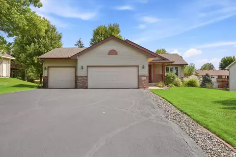6007 Nathan Blvd, Rockford, MN 55373