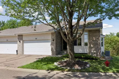 13323 Glenhaven Ct, Apple Valley, MN 55124