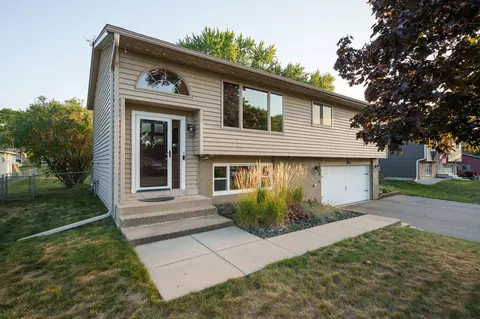 1233 View Ct, Hastings, MN 55033