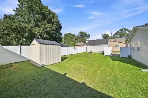 Exterior - 1201 2nd Ave NW, Faribault, MN 55021 photo 2 of 4