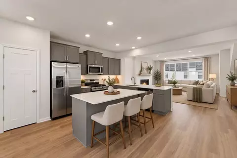 10356 Birchwood Cir, Chaska, MN 55318