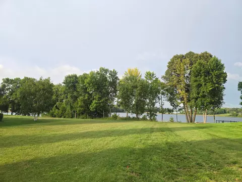 96 Park View Dr, Vergas, MN 56587