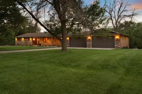 Exterior - 706 23rd St SW, Austin, MN 55912 photo 1 of 12