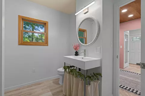Bath - 4753 Burns Rd, Mound, MN 55364 photo 1 of 6