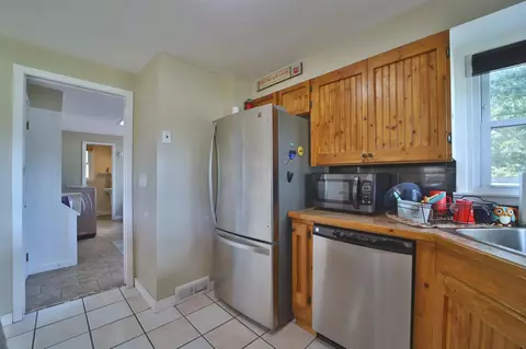 Kitchen - 5688 Fairview Rd, Baxter, MN 56425 photo 4 of 4