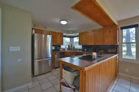Kitchen - 5688 Fairview Rd, Baxter, MN 56425 photo 2 of 4
