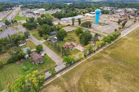 View/Area - 525 Maple Ave E, Mora, MN 55051 photo 2 of 3