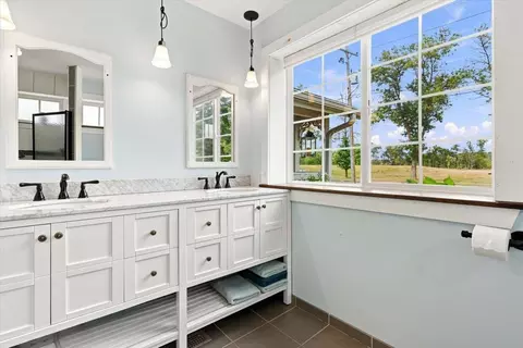 Bath - 525 Maple Ave E, Mora, MN 55051 photo 1 of 4