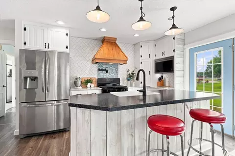 Kitchen - 525 Maple Ave E, Mora, MN 55051 photo 1 of 1