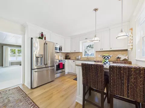 Kitchen - 32805 Spunk Tree Cir, Avon, MN 56310 photo 1 of 7
