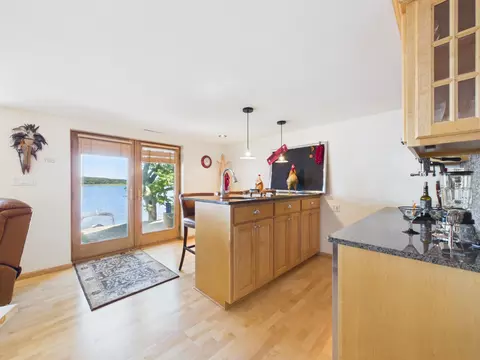 Kitchen - 32805 Spunk Tree Cir, Avon, MN 56310 photo 4 of 7