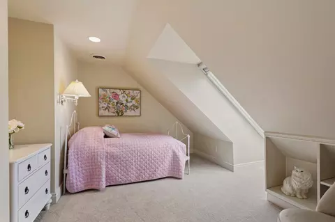 Bedroom - 32592 Juniper Rd, Chatfield, MN 55923 photo 5 of 8