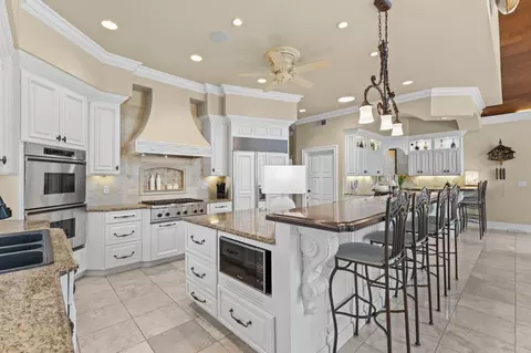 Kitchen - 32592 Juniper Rd, Chatfield, MN 55923 photo 2 of 6