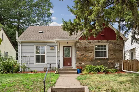 3514 2 12 St NE, Minneapolis, MN 55418
