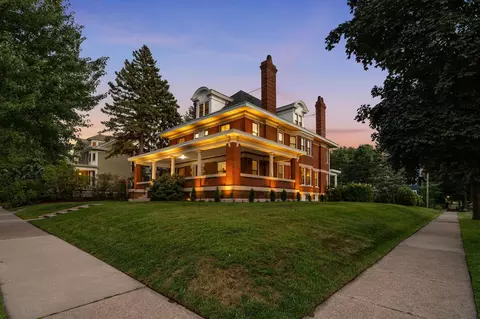794 Lincoln Ave, Saint Paul, MN 55105