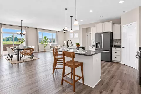 9189 Plymouth Rd, Woodbury, MN 55129