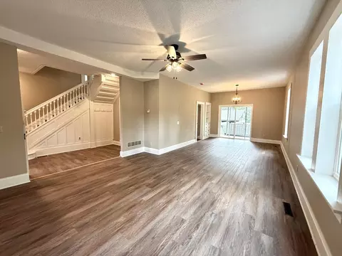 109 W Bridge St, Redwood Falls, MN 56283