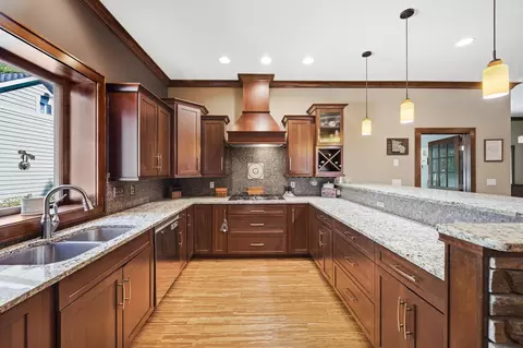 Kitchen - 1416 Landsdown Rd, Buffalo, MN 55313 photo 2 of 4