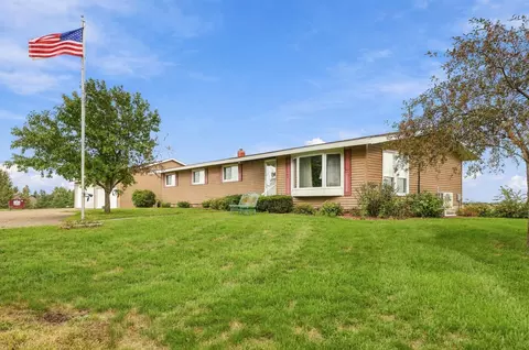 22050 Northfield Blvd, Hampton, MN 55031