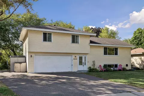 6509 Edgemont Blvd N, Brooklyn Park, MN 55428