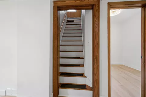 Entry Way - 511 8th St NE, Staples, MN 56479 photo 6 of 8