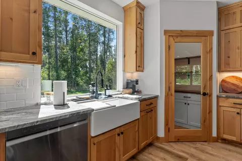 Kitchen - 5479 Hidden Ln, Brainerd, MN 56401 photo 2 of 6