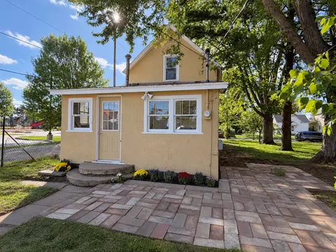 Exterior - 114 3rd Ave NE, Brainerd, MN 56401 photo 2 of 6