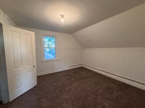 Bedroom - 114 3rd Ave NE, Brainerd, MN 56401 photo 2 of 5