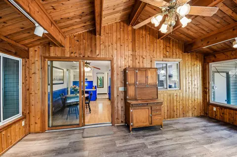 Entry Way - 767 Eldridge Ave E, Maplewood, MN 55117 photo 3 of 6