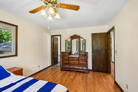 Bedroom - 767 Eldridge Ave E, Maplewood, MN 55117 photo 2 of 10