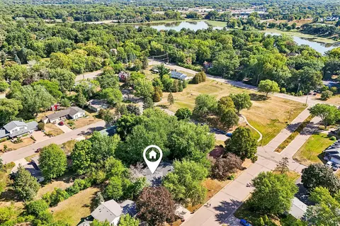 View/Area - 767 Eldridge Ave E, Maplewood, MN 55117 photo 1 of 2