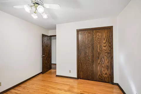 Bedroom - 767 Eldridge Ave E, Maplewood, MN 55117 photo 5 of 10