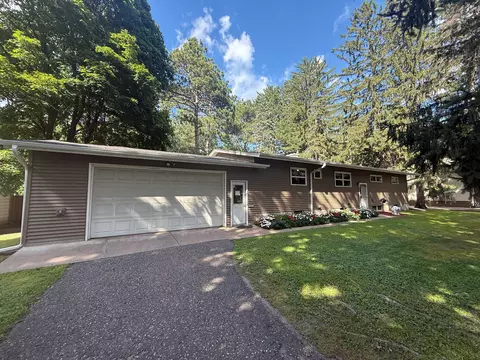 1807 Birch Lake Ave, White Bear Lake, MN 55110