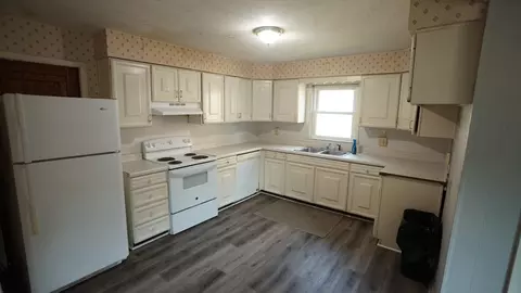 Kitchen - 406 7th Ave S, Saint Cloud, MN 56301 photo 1 of 1