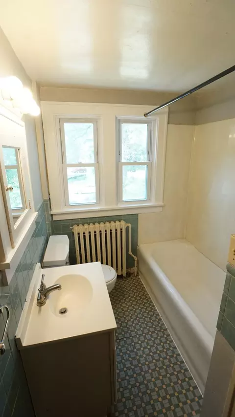 Bath - 406 7th Ave S, Saint Cloud, MN 56301 photo 1 of 2