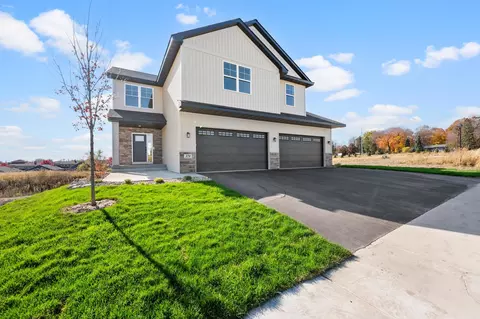 578 Sienna Dr, Watertown, MN 55388